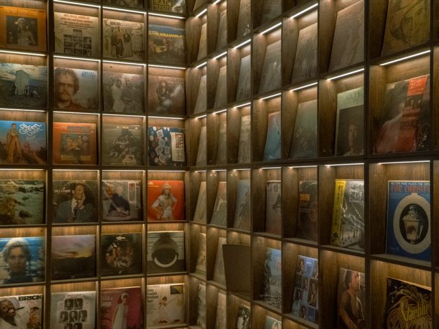 Comparatif des étuis et solutions d’archivage pour cartes