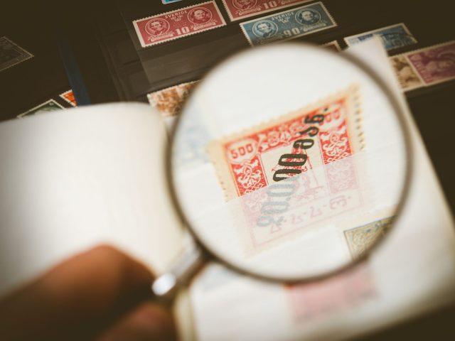 Guide pratique pour évaluer la valeur d’un timbre